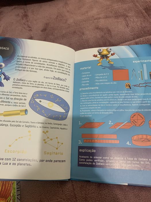 The Mysteries of the Universe" – "Odyssey of Science" Collection with DVD64398361342467123