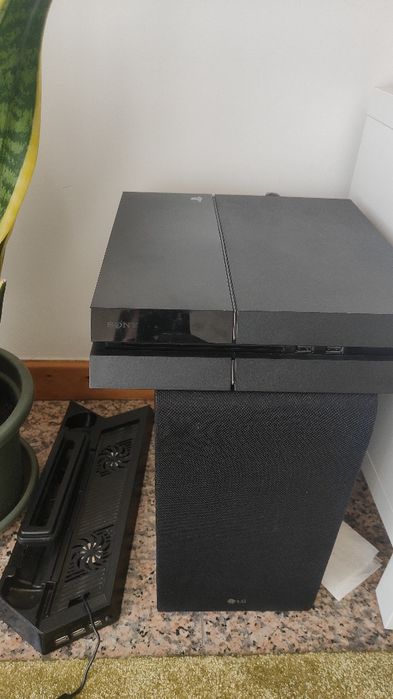 PS4 FAT 500gb em bom estado