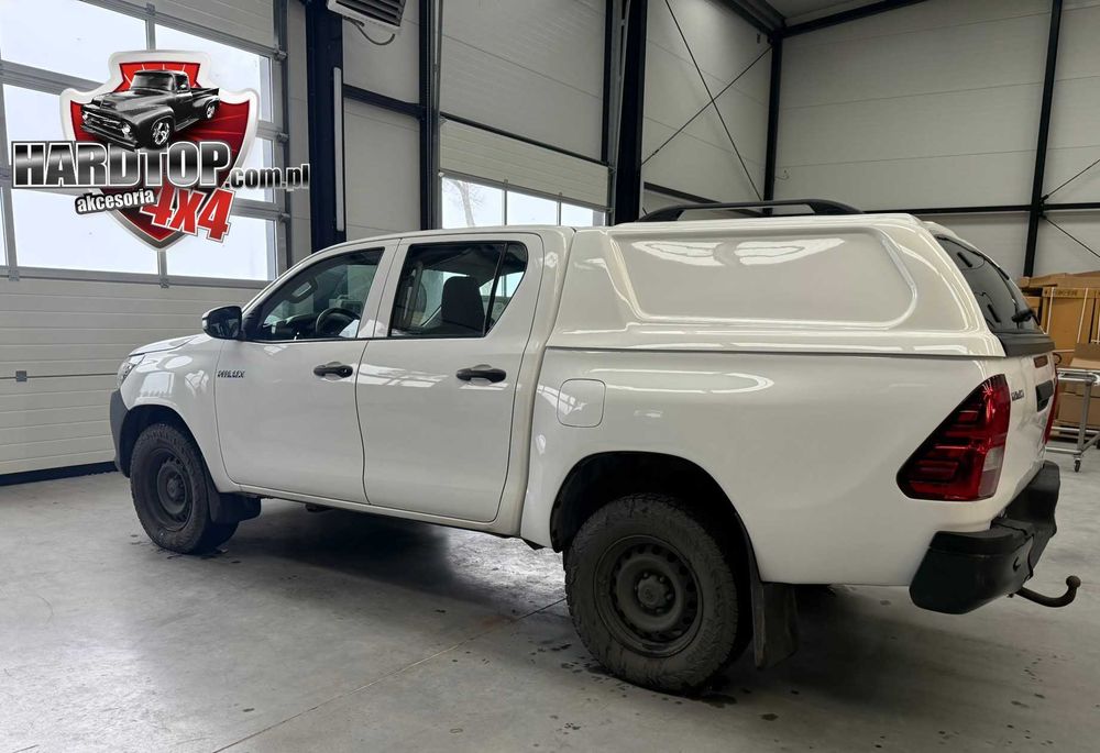 Zabudowa Paki TOYOTA HILUX 2015+ Bez szyb PEŁNE boki Hardtop Premium