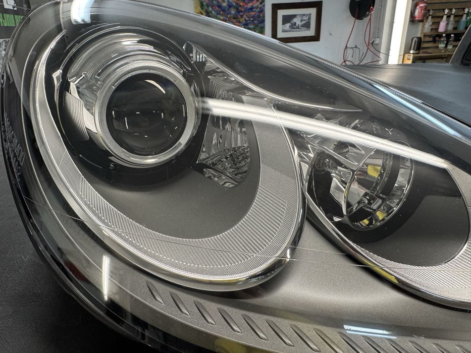 Porsche Cayenne II  Lampy bixenon 958.1 , 7p5 nowe