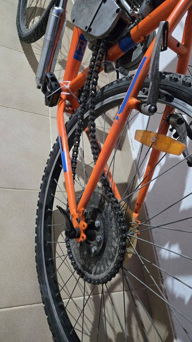 Bicicleta a motor a gasolina 50cc