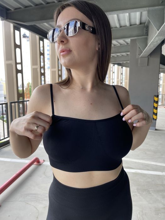 Топ на тонких бретелях , безшовна білизна, безшовний топ