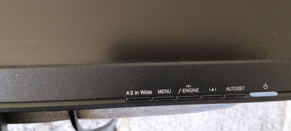 Monitor LG flatron w 2242 s