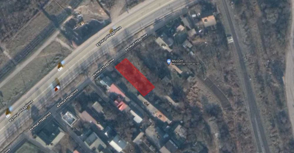 Продам земельну ділянку в вул. Надрічна 14.2 сот