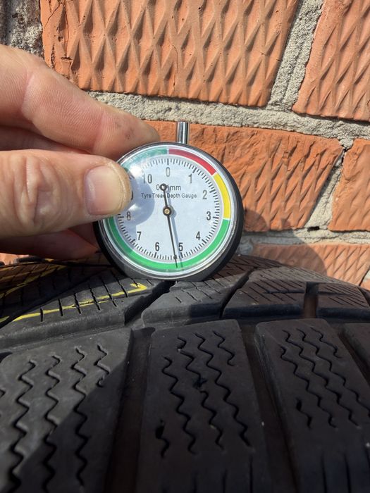 Шини Nokian та Шини Vredestein 225/65 R17 4шт