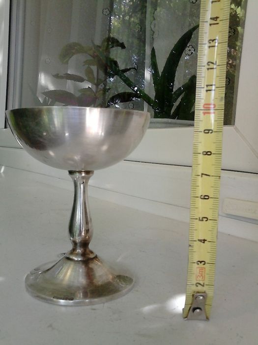 Pucharki kielichy zabytkowe plater oryginał