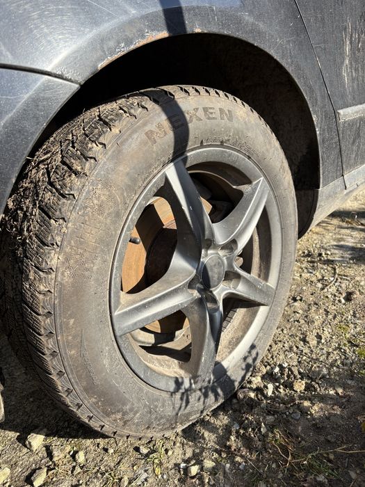 Розборка/Шрот Запчастини Volksvagen Passat b6 Стопи,двері, 1.9BLS