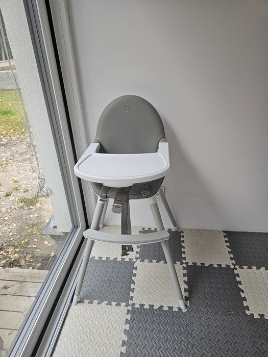 Krzesełko do karmienia Kinderkraft Fini 2 szare