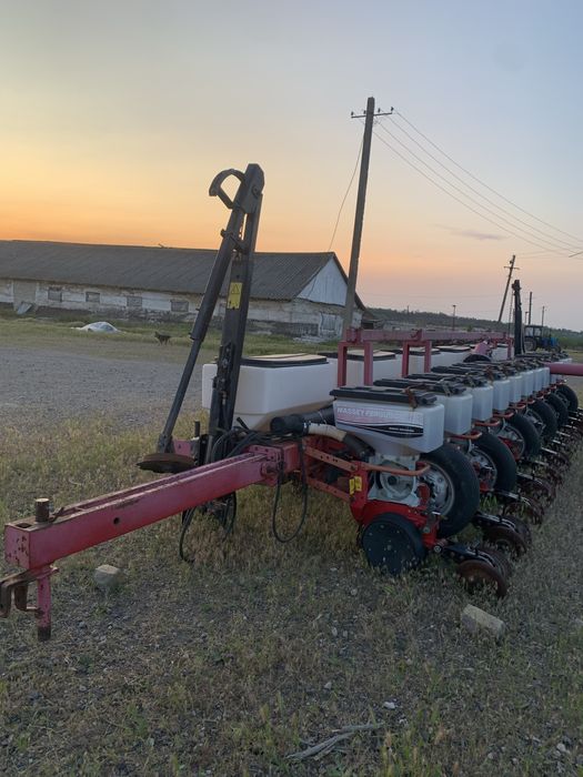 Сівалка Massey Ferguson 555