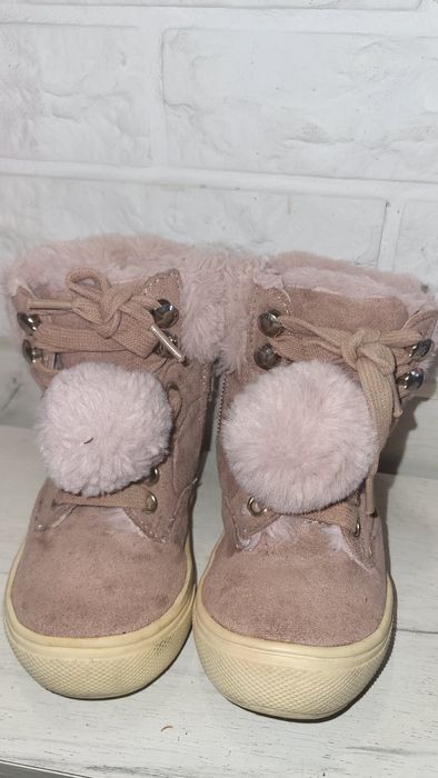 Продам детские сапожки (теплые)