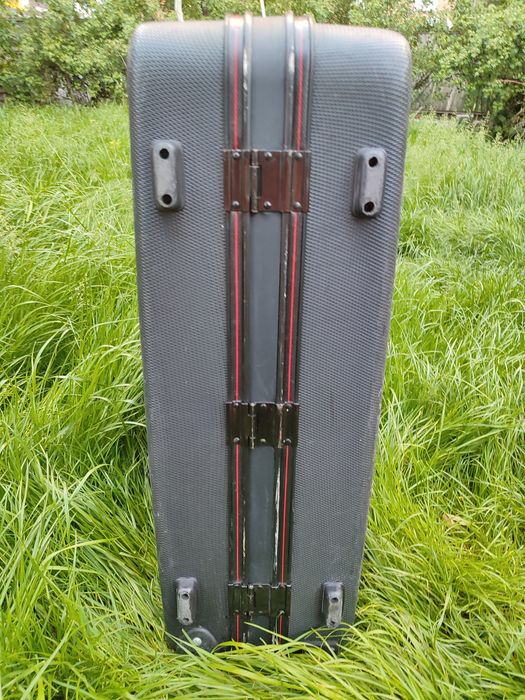 Чемодан Dario, на колесах