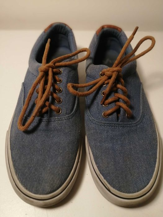 Sapatos azul tipo Vans em lona