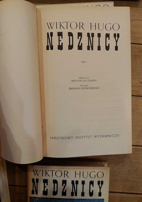 Powieść Wiktora Hugo Nędznicy  wydanie z 1966