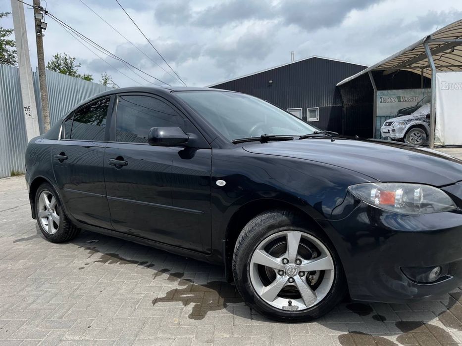 Mazda 3 чудовий стан