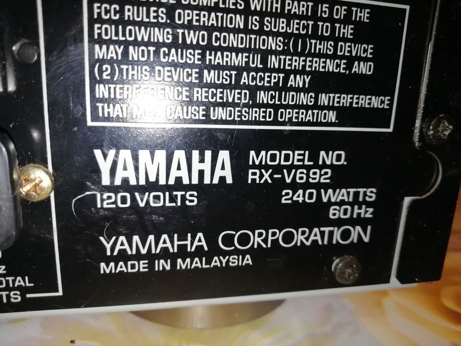 YAMAHA amplituner RX-V692 + CD odtwarzacz CDC-565