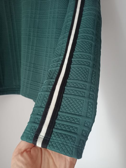 Ciemnozielona, butelkowa bluza Primark. Rozmiar 42/44.