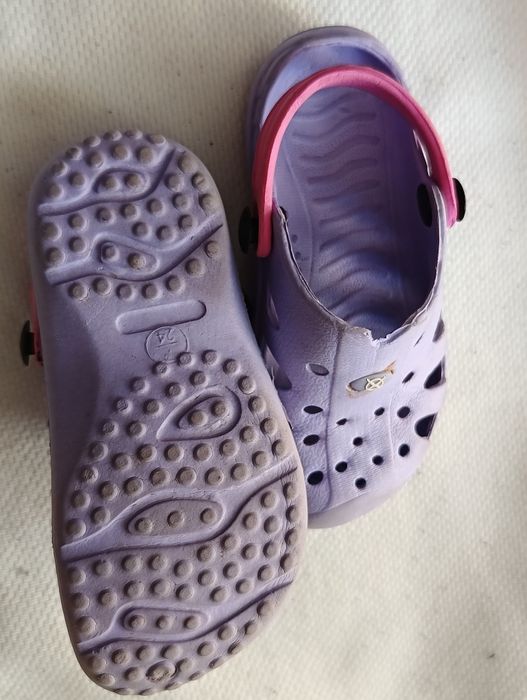 Buty klapki dziewczęce