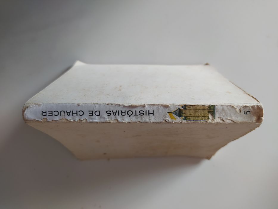 Livros variados antigos