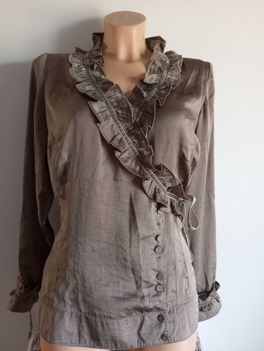 Blusa acetinada Fuel Collection