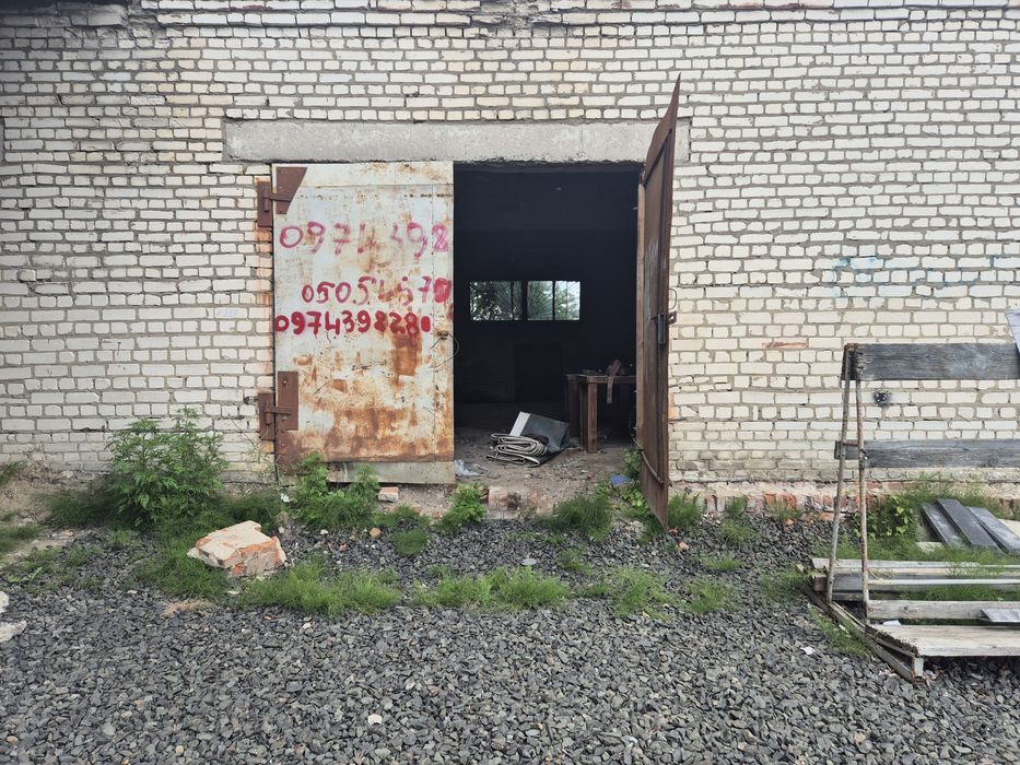 Гаражі із земельною ділянкою продаж або оренда