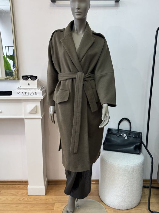 Пальто коліру хакі на весну, вовна
