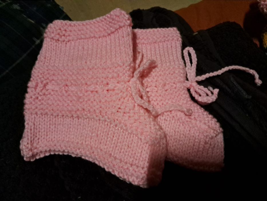 Vendo botas de la feitas ha mao  criança e adulto 10€ cada par