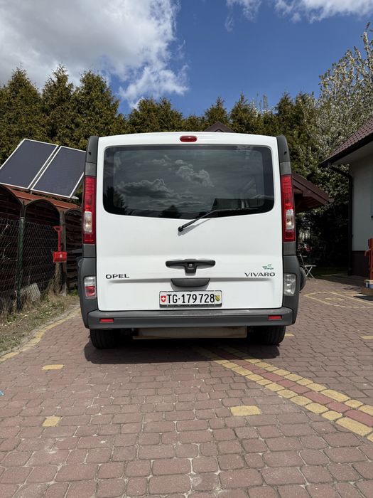 Opel vivaro 2.0 benzyna -CNG