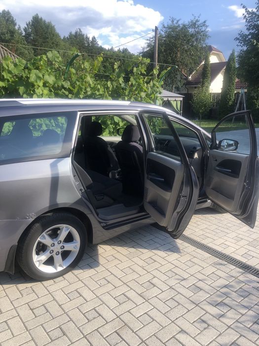 Mitsubishi Grandis 2,4L газ/бензин
