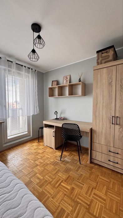 Chorwacka (Różanka) - z balkonem, ladny, duży pokój jednoosobowy