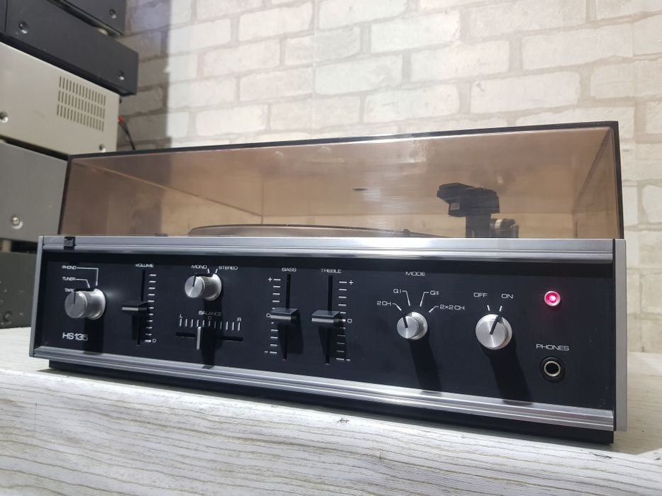 Вініловий програвач/підсилювач Dual HS 135 2×15Вт  б/у з Німеччини