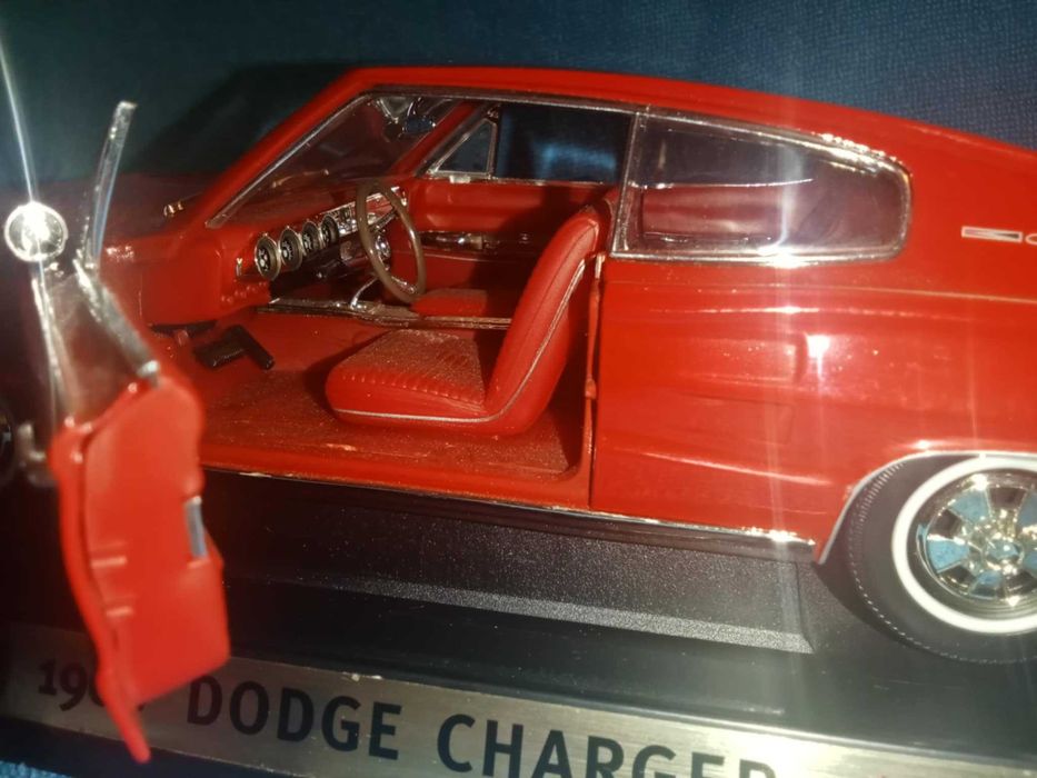 Dodge Charger 1966 Road Signature Miniatura