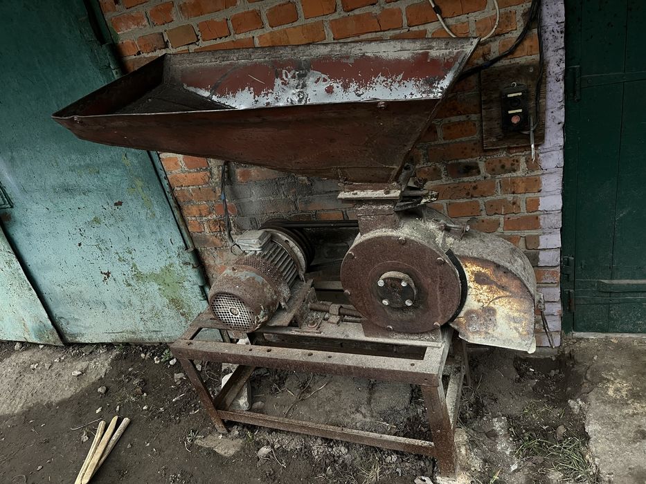 Продам трьохфазний млин