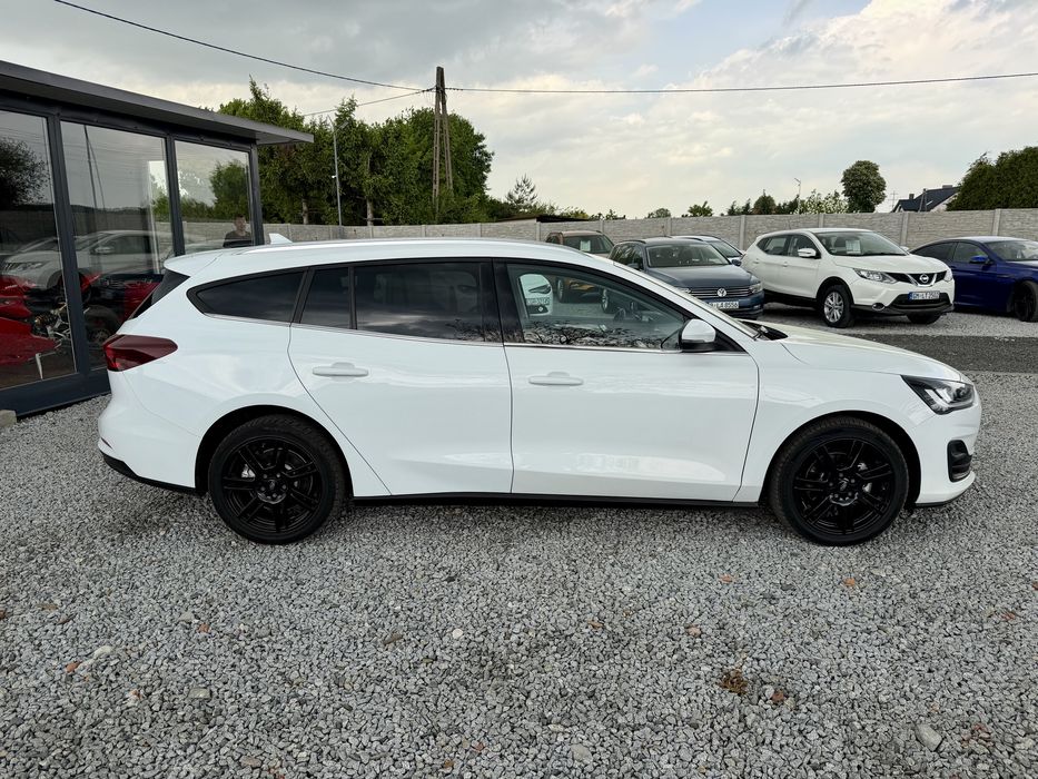 Ford Focus w Titanium X z 2022r 1.5 diesel / automat /nowy model !!