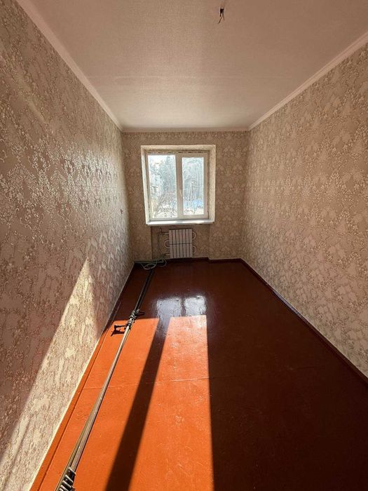 Продаю уютную и очень теплую 2х комнатную квартиру г Мерефа р-н дрп