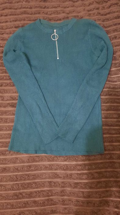 Кофтинка на дівчинку.