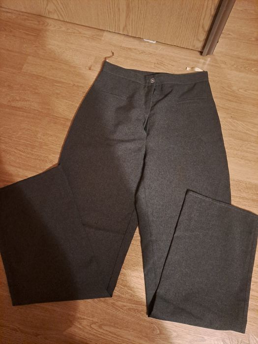 Spodnie materiałowe