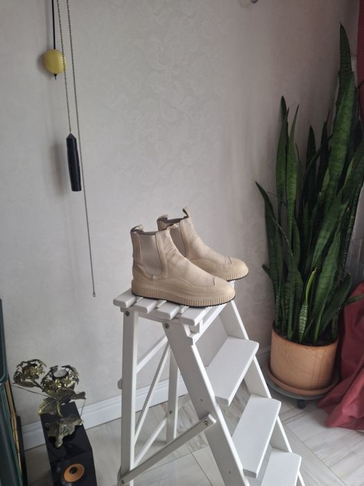OFFICINE CREATIVE — італійський стиль  челсі