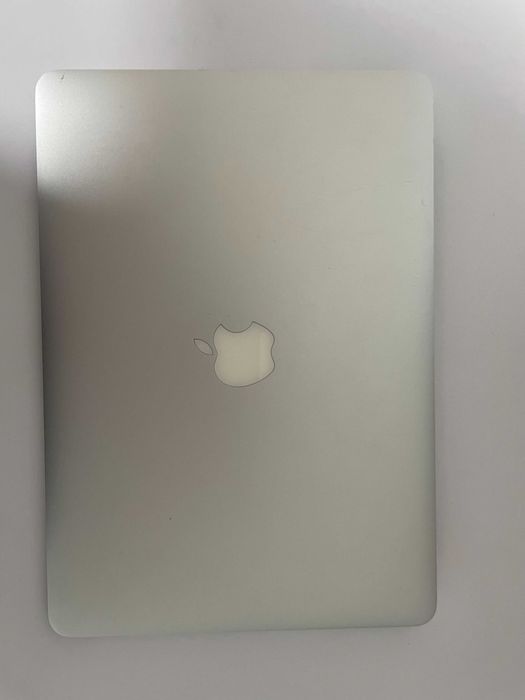 macbook air Модель A1369