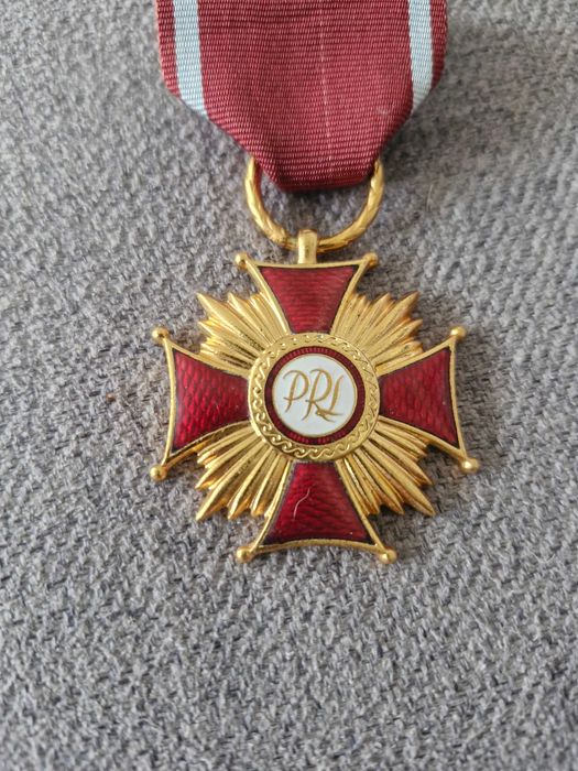 złoty krzyż zasługi PRL