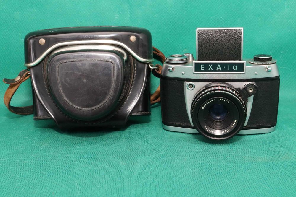 Zabytkowy aparat fotograficzny EXA 1A