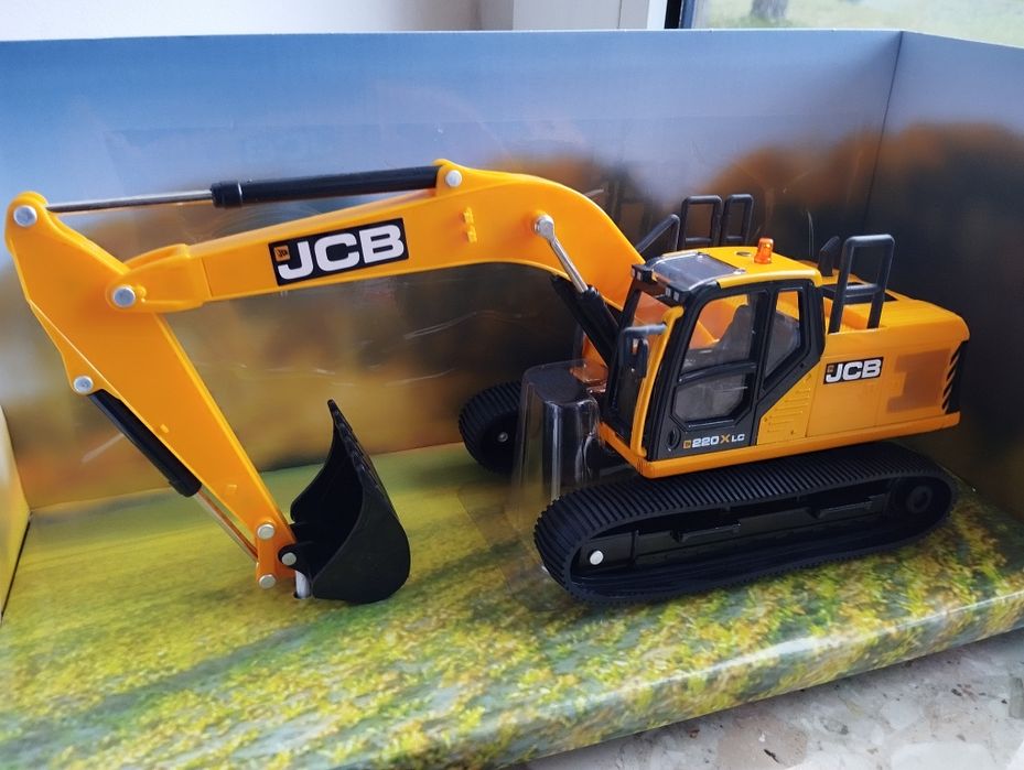 TOMY Britains koparka JCB 43211