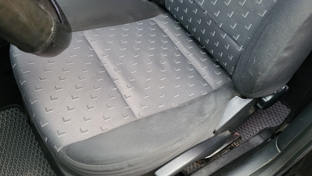 Шкода Октавія Тур 1.6 газ/бензин 2008