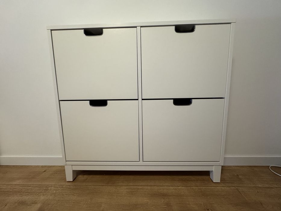 Sapateira Ikea branca