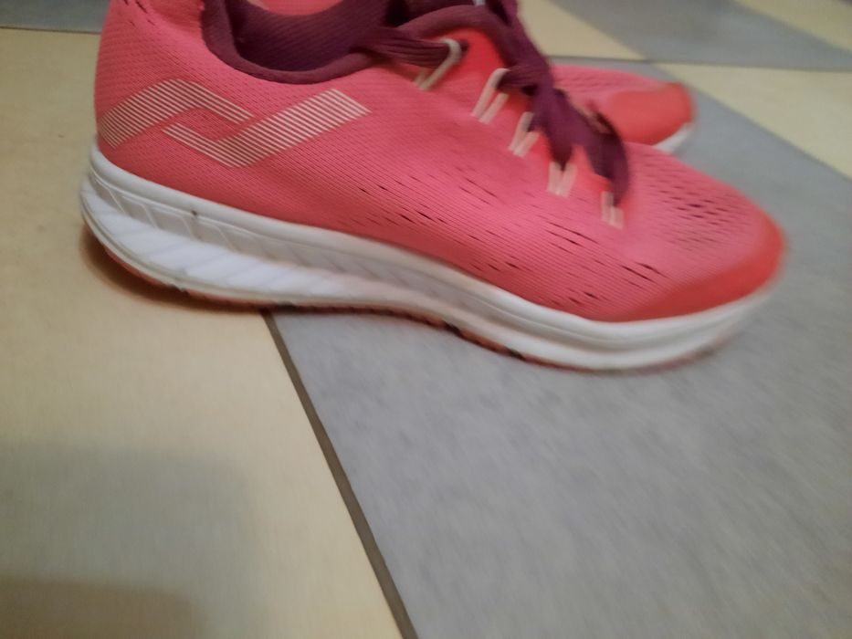 Кросівкі для дівчинки