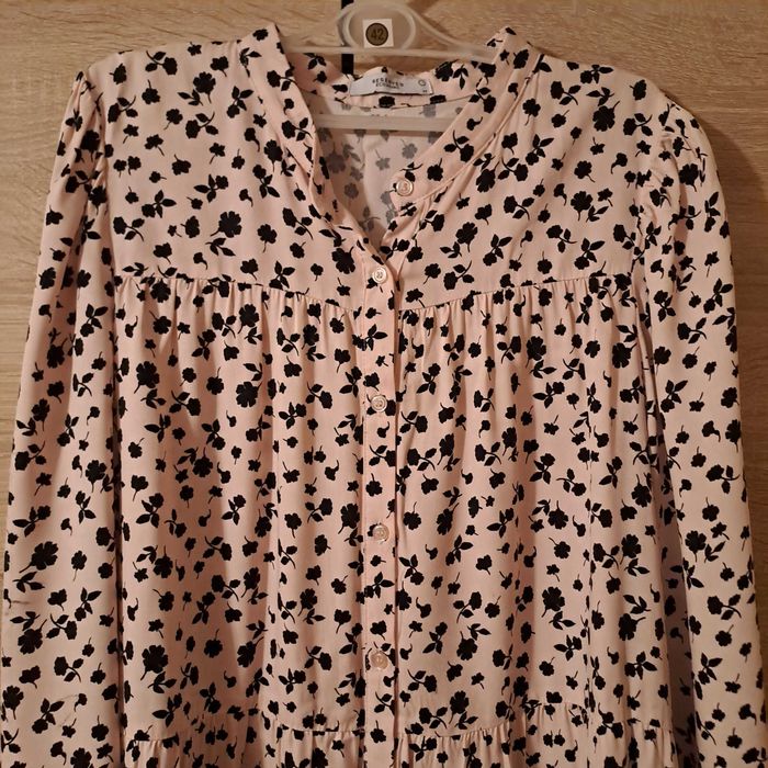 Sukienka w kwiaty wiskozowa Reserved / rozmiar M