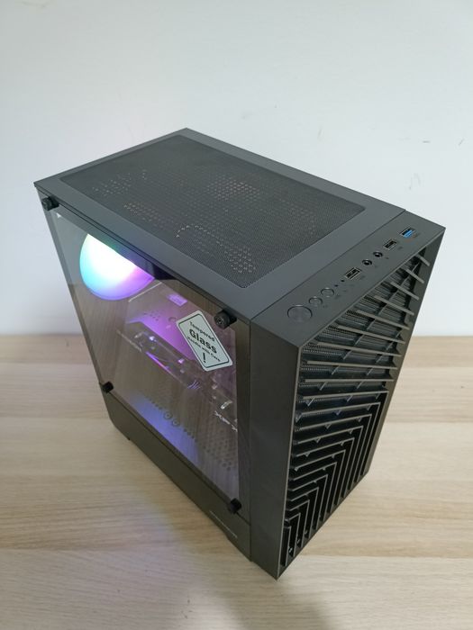 Torre Gaming RX 6600 | 32GB RAM 3200MHz | Nvme 500Gb | Semi-Nova