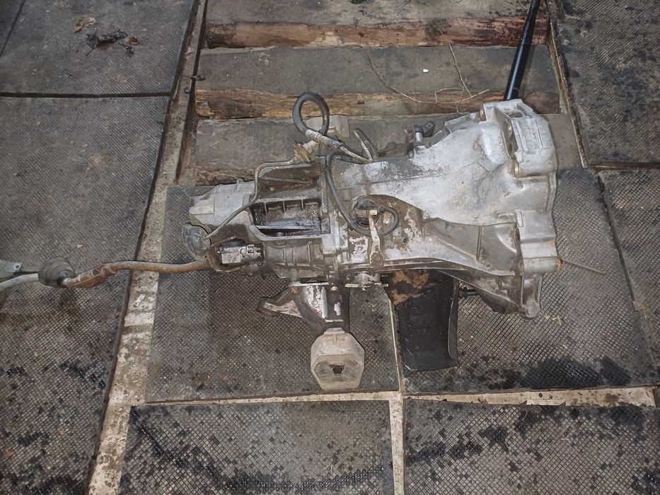 Кпп 6-ти  ауді а6с4 2.5 TDI