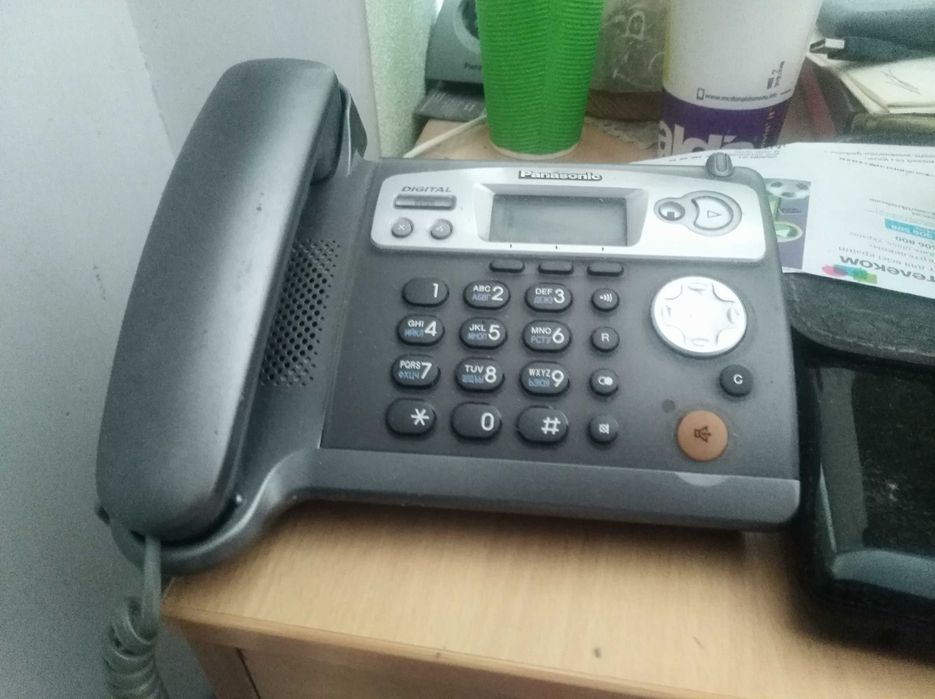 Продам стационарный телефон Panasonik