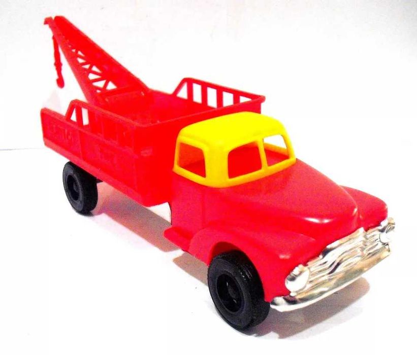 Bedford Tow truck made in Portugal in the 1970's