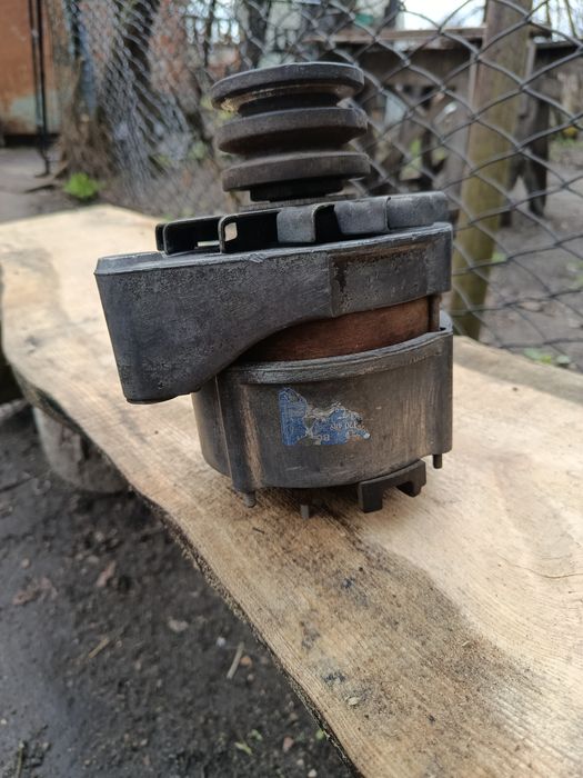 Генератор гольф 2 джета  2